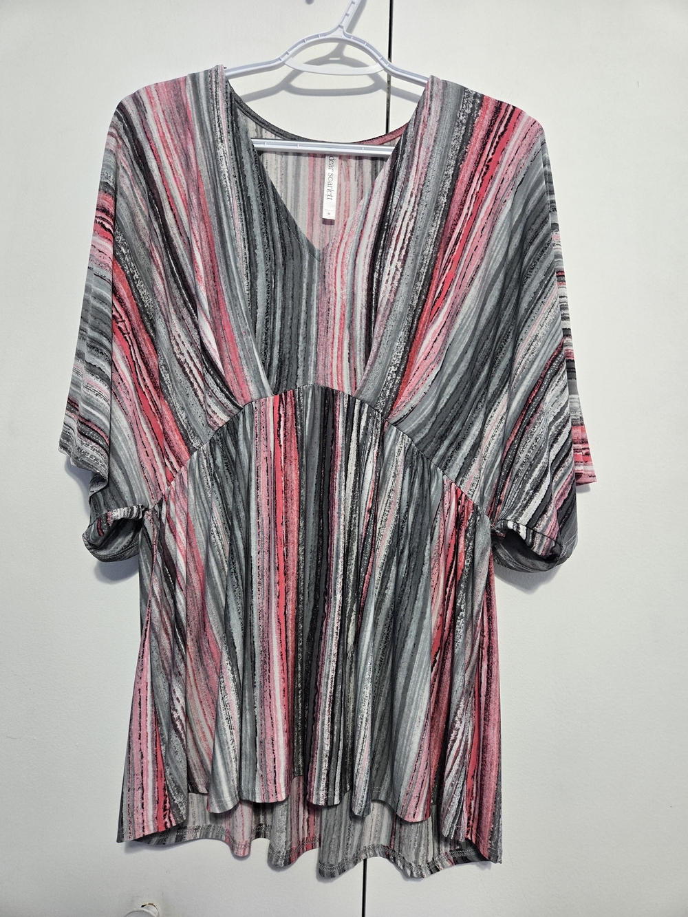 Dear Scarlett Medium Pink Gray Stripe Empire Tunic Top‎ Batwing Sleeve